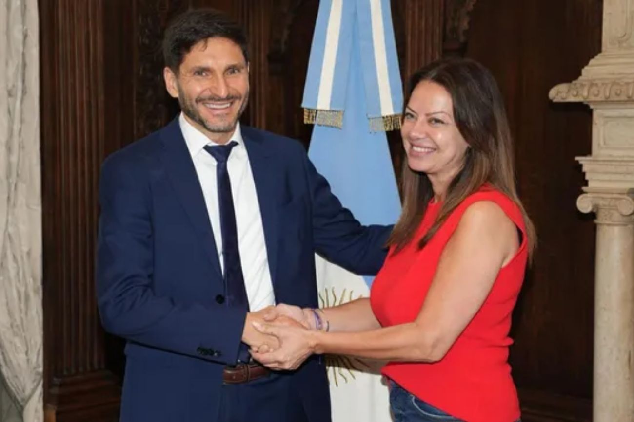 Maximiliano Pullaro firmó acuerdo por la Caja de Jubilaciones