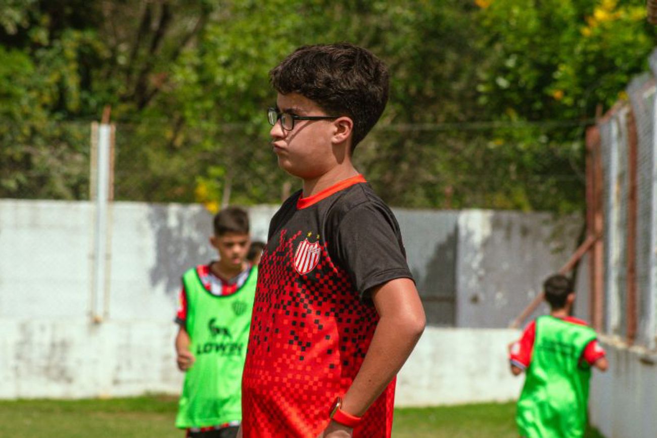 A los 14 años ya dirige y vive para el fútbol: la historia de Joaquín Ciani Ahado