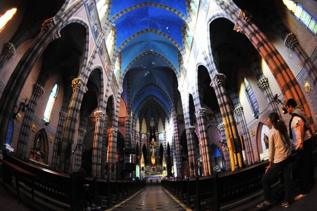 Iglesia de los Capuchinos, enclavada en el corazón de Nueva Córdoba.