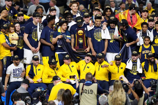 Michigan se consagró campeón del básquet universitario de Estados Unidos al superar al favorito Uconn.
