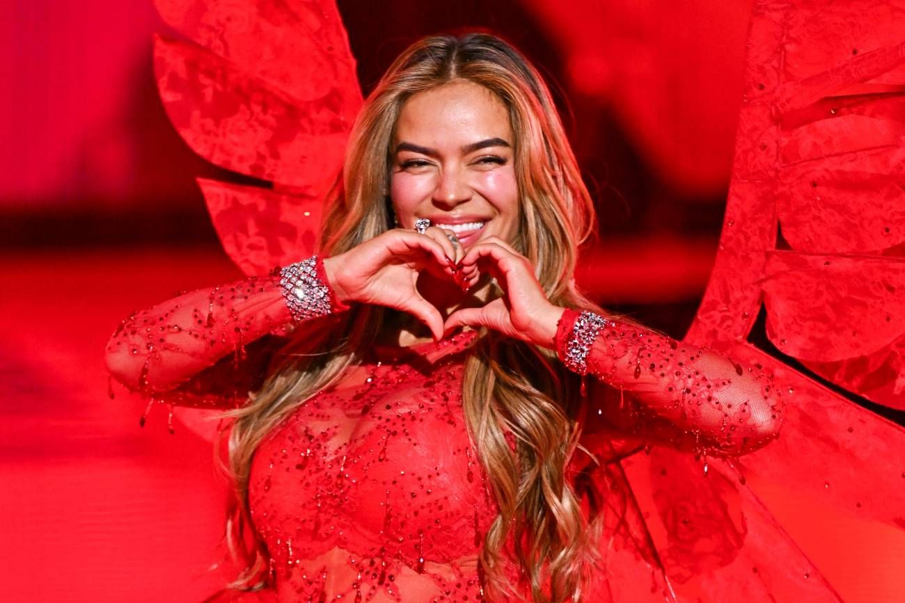 Karol G, durante el Victoria's Secret Fashion Show ofrecido en New York, en octubre de 2025. (Evan Agostini/ Invision/ AP)