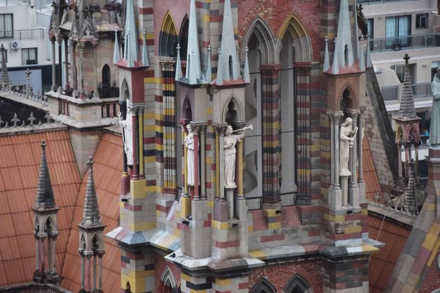 Iglesia de los Capuchinos, enclavada en el corazón de Nueva Córdoba.