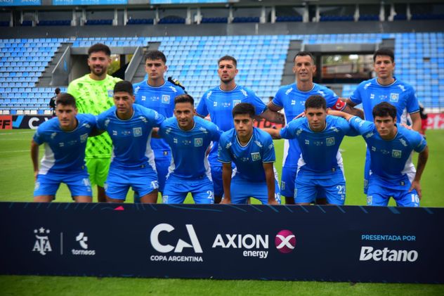 Estudiantes de Río Cuarto por Copa Argentina.