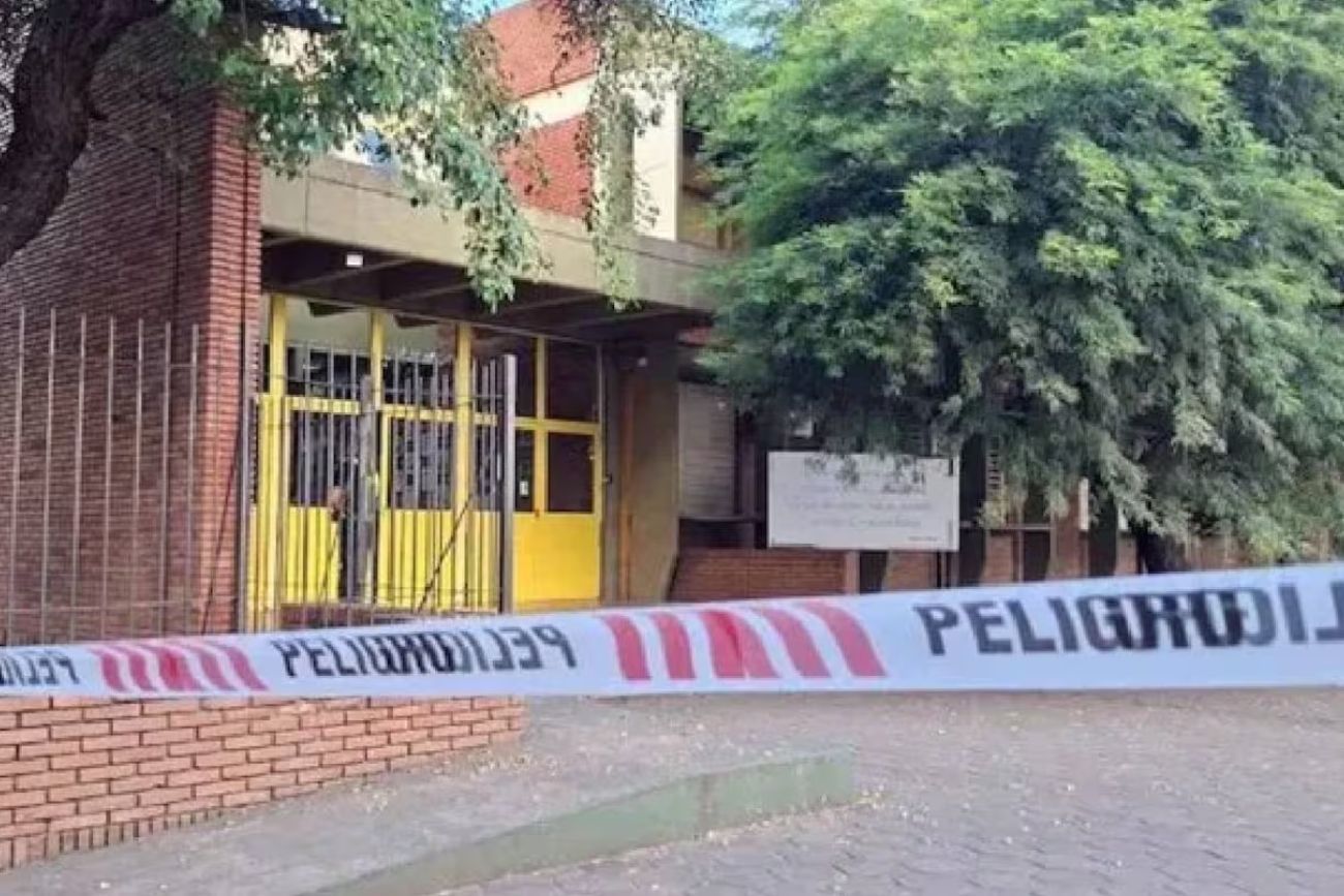 Ataque en la escuela de Santa Fe: allanaron la casa del segundo detenido y sospechan de una red internacional