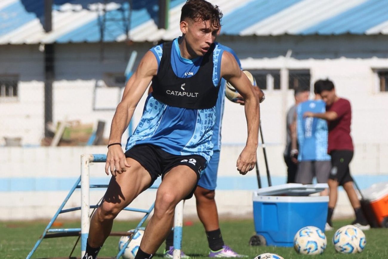 Racing trabajó con la cabeza puesta en Colón.