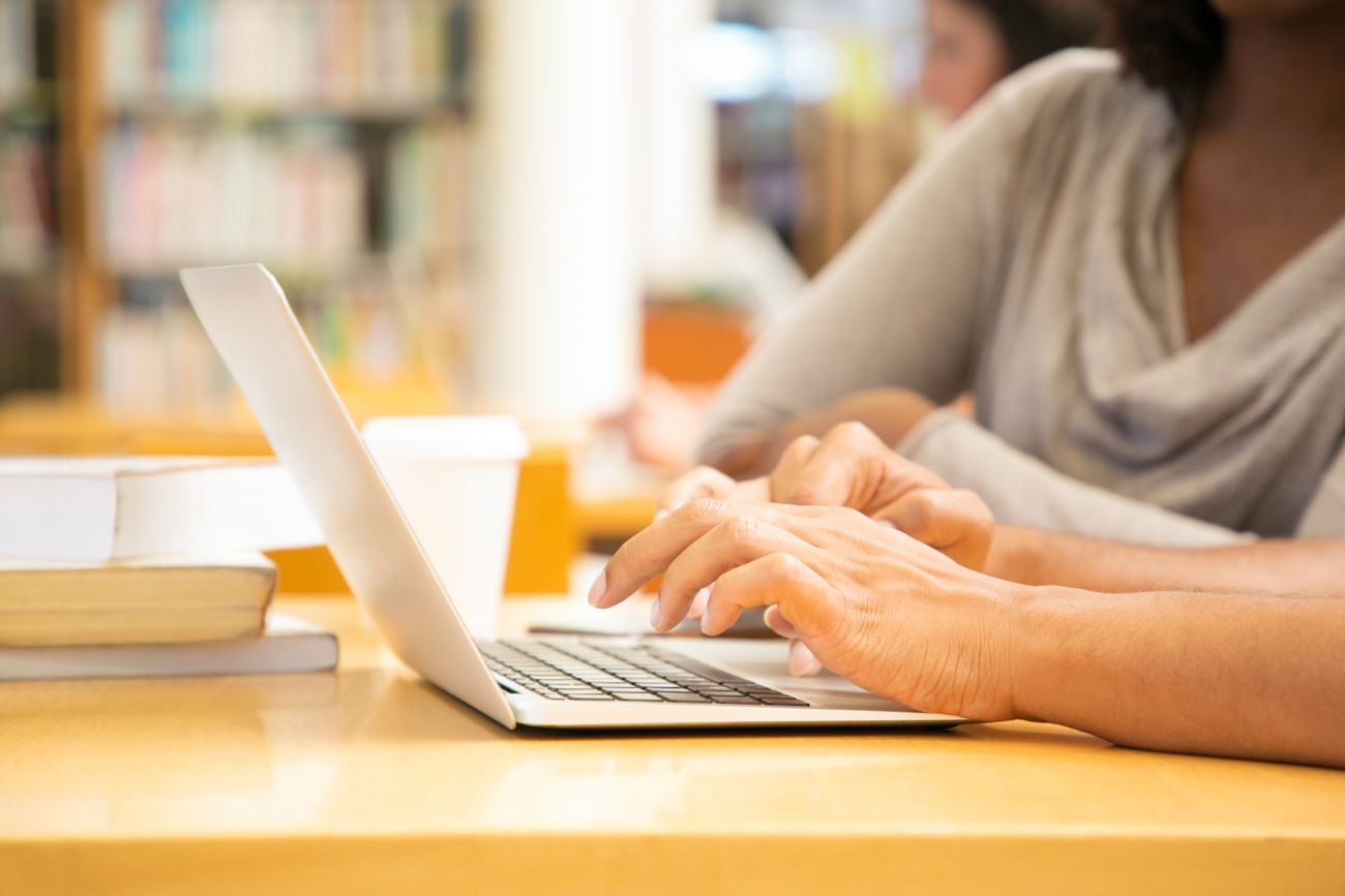 Cinco carreras que se pueden cursar online y tienen salida laboral: cuáles son.