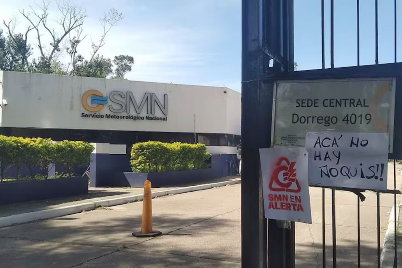 Recortes en el Servicio Meteorológico Nacional: el Gobierno oficializó 140 despidos