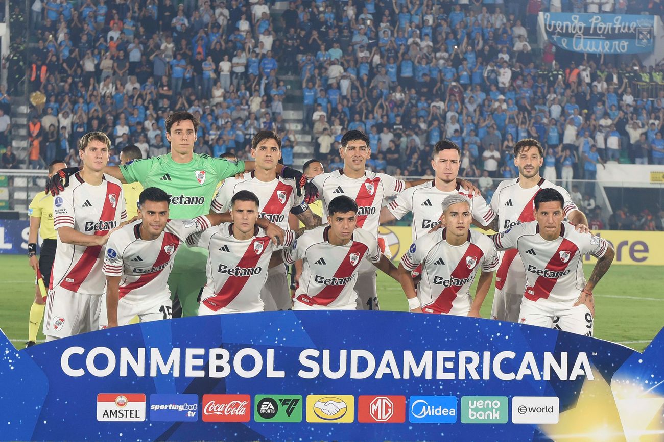 River visitó a Blooming en Bolivia en su estreno en la Copa Sudamericana 2026. 