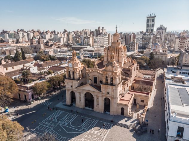 Catedral de Córdoba, una de las maravillas creadas por el hombre en la provincia.