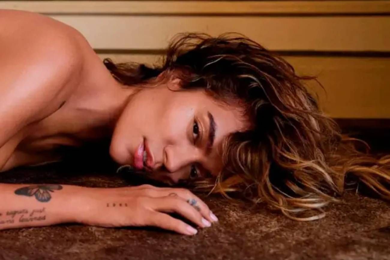 Karol G en Playboy: fotos sensuales y una entrevista con fuertes revelaciones políticas y amorosas