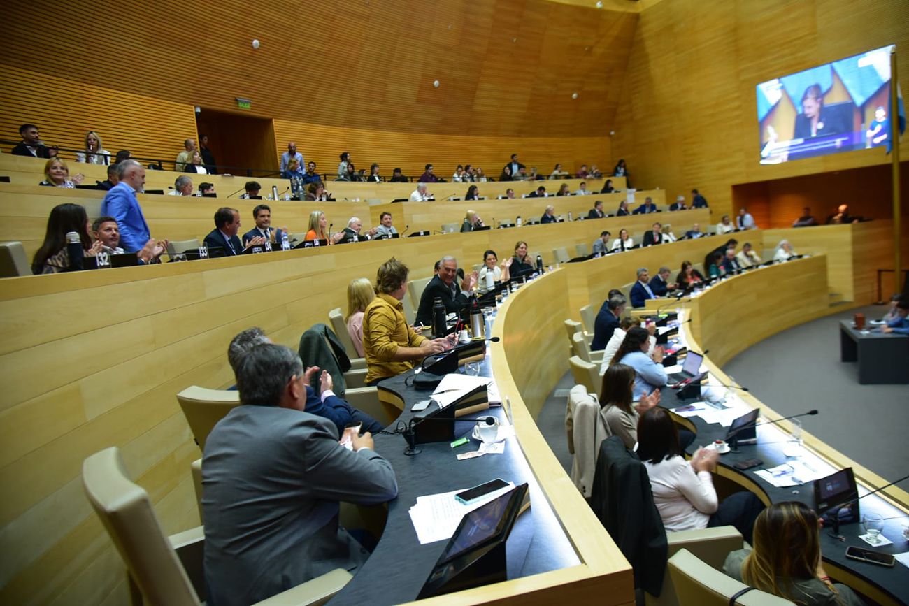 La Legislatura Córdoba tendrá este jueves dos sesiones. En la primera, desde las 9, habrá cruces por "Zonas Frías".