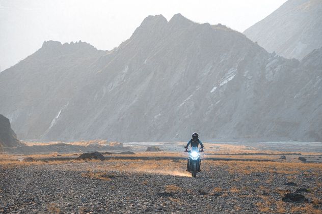 Vivi la aventura, naturaleza y adrenalina con la Kove 525X.