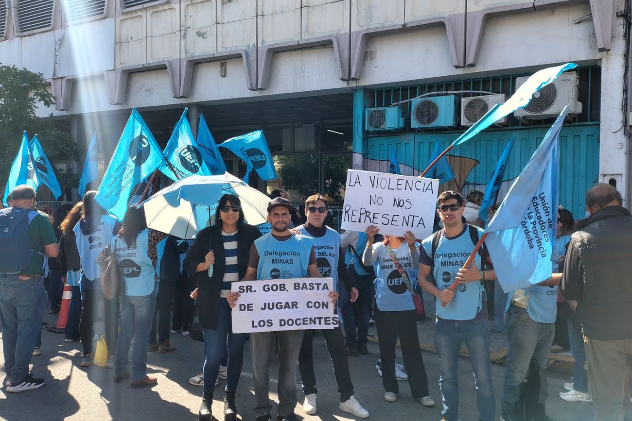 Llaryora irá por una suba porcentual y la UEPC reclama por los días de paro