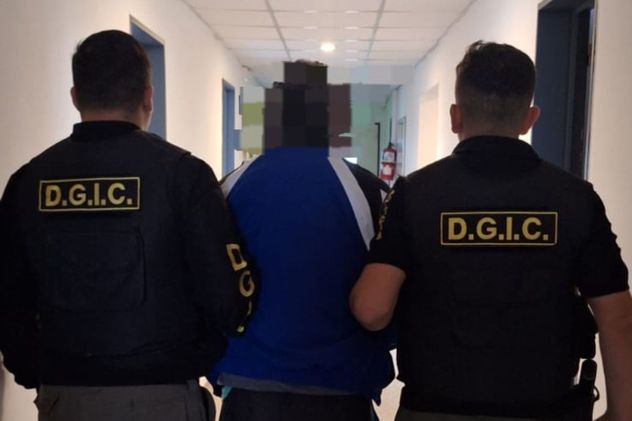 Cae una pareja acusada de integrar una banda que cometía estafas con DNI robados. (Policía).