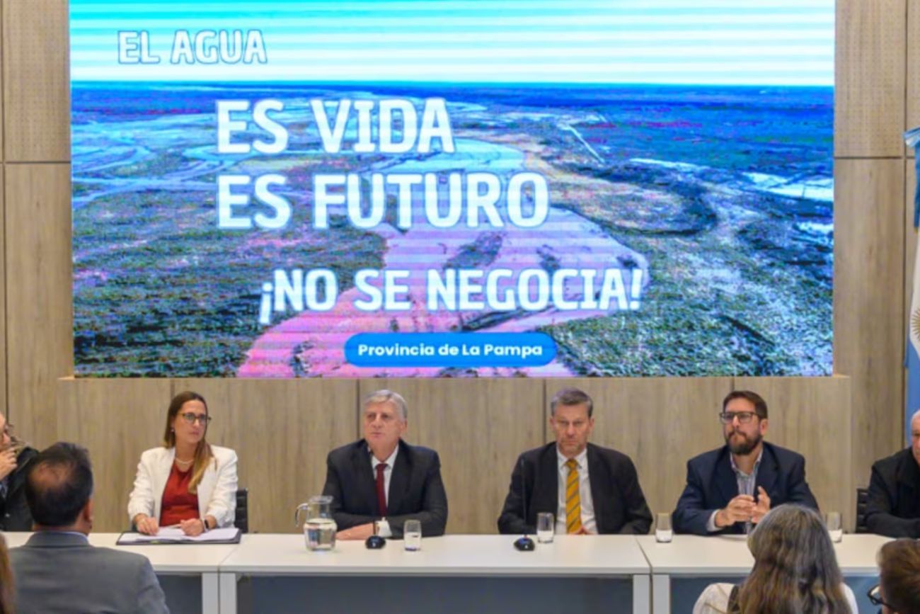 El Gobierno de La Pampa presentó una acción de amparo colectivo ambiental contra la reforma de la Ley de Glaciares. (Gobernación de La Pampa)