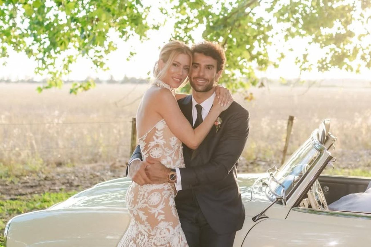 Nicole Neumann y Manu Urcera el día de su casamiento.