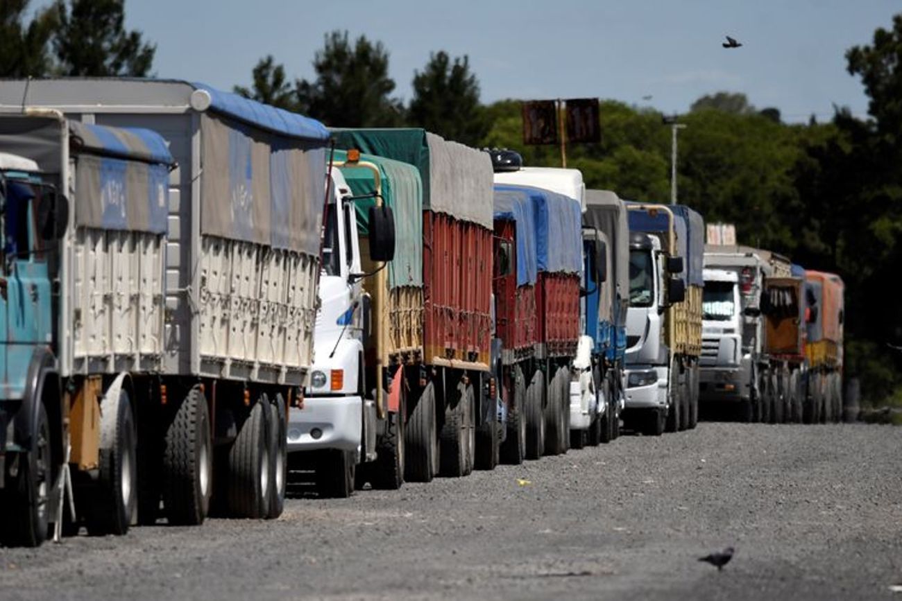 EXIGENCIAS. Los camioneros piden un aumento del más del 20% en las tarifas para volver a trabajar. 