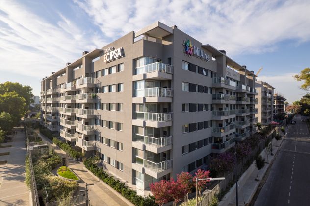 Complejo de MilAires ubicado en Villa Devoto, Caba. Realizado por Grupo ECIPSA.