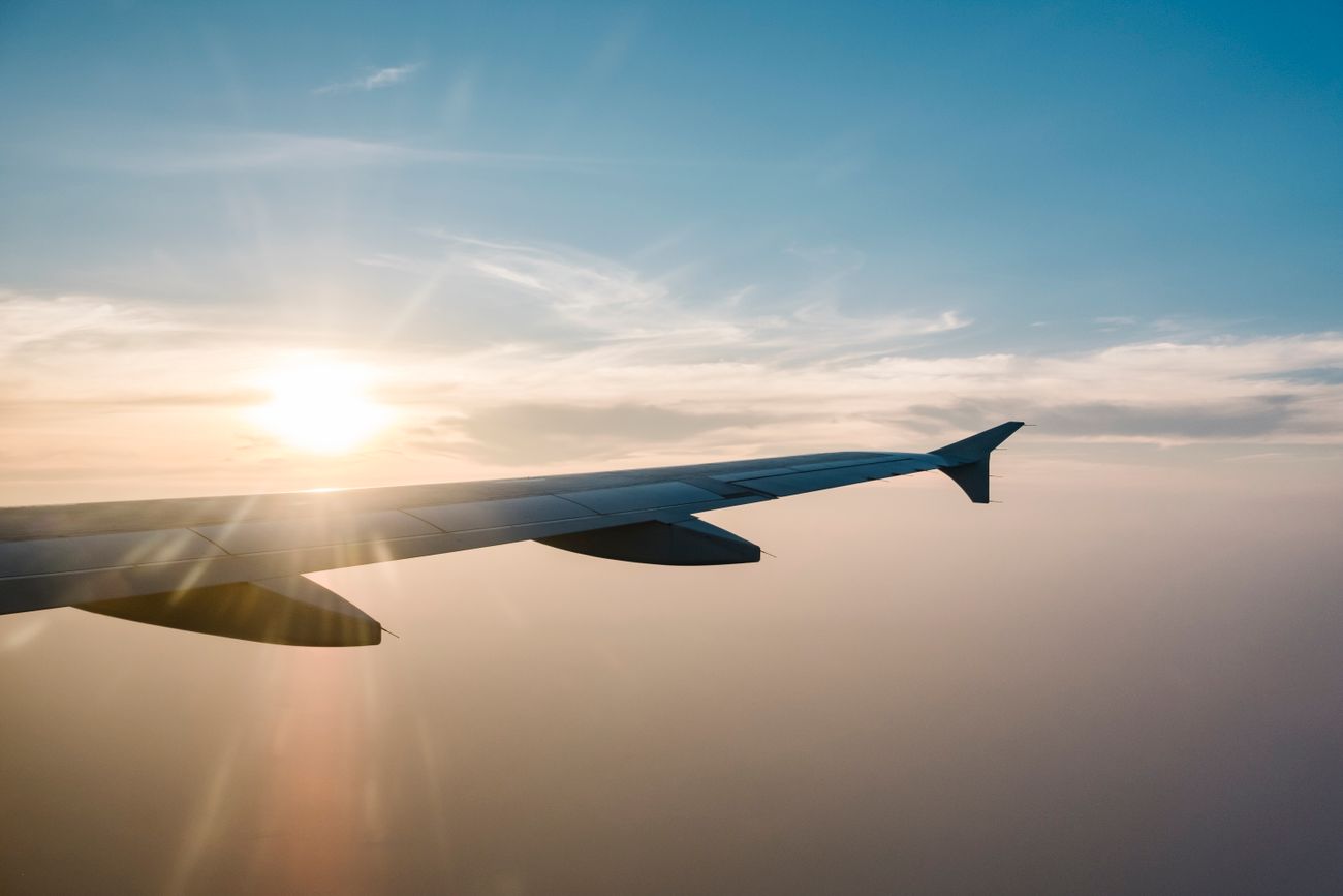 Una pareja fue detenida en Rosario tras ser sorprendidos teniendo relaciones durante un vuelo