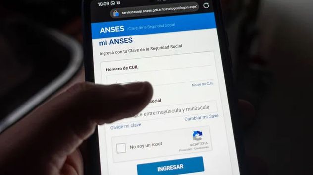 A través de Mi ANSES y la aplicación oficial, los beneficiarios pueden consultar si tienen prestaciones activas y cuándo cobran.