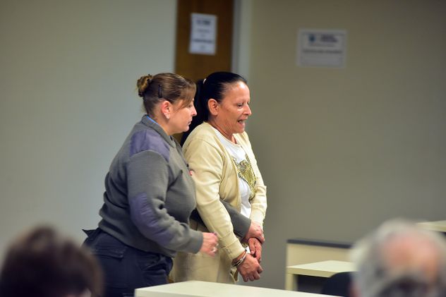 Juicio a María Alejandra Tabares, acusada de matar a su tía Olga Villarreal para robarle. 