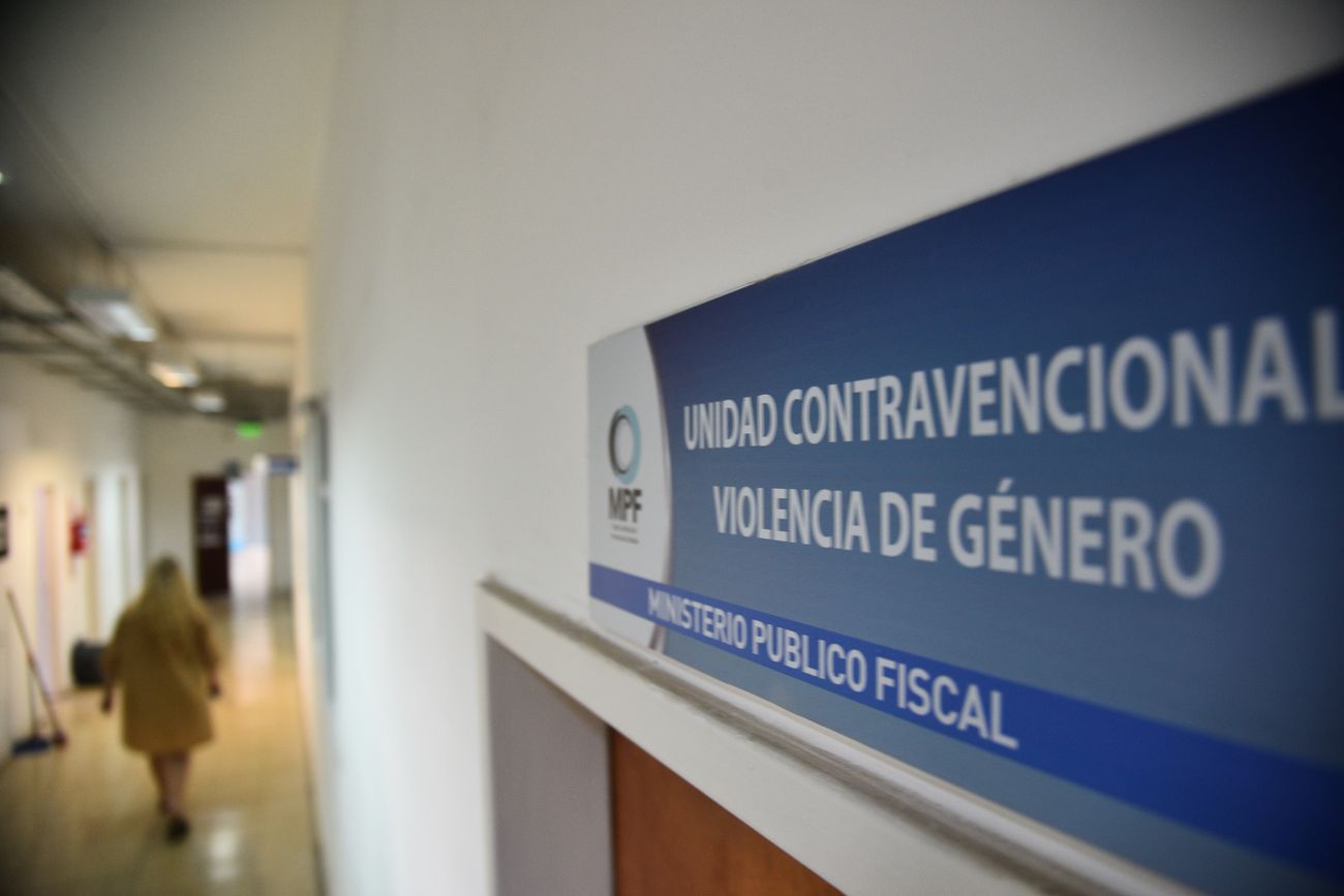 Polo de la mujer unidad contravencional de violencia de genero.