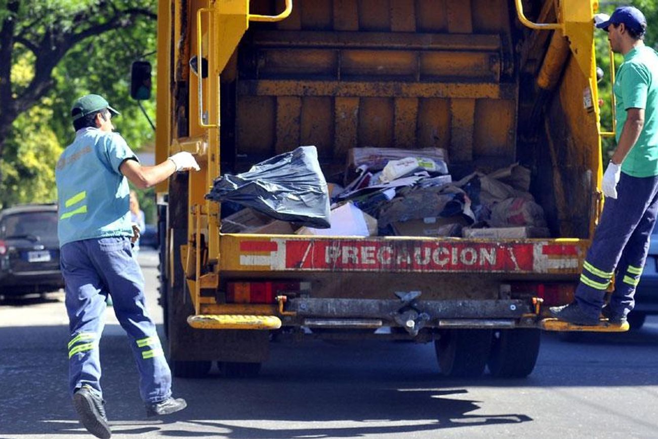 La recolección de basura, uno de los gastos principales que tiene el municipio capitalino.