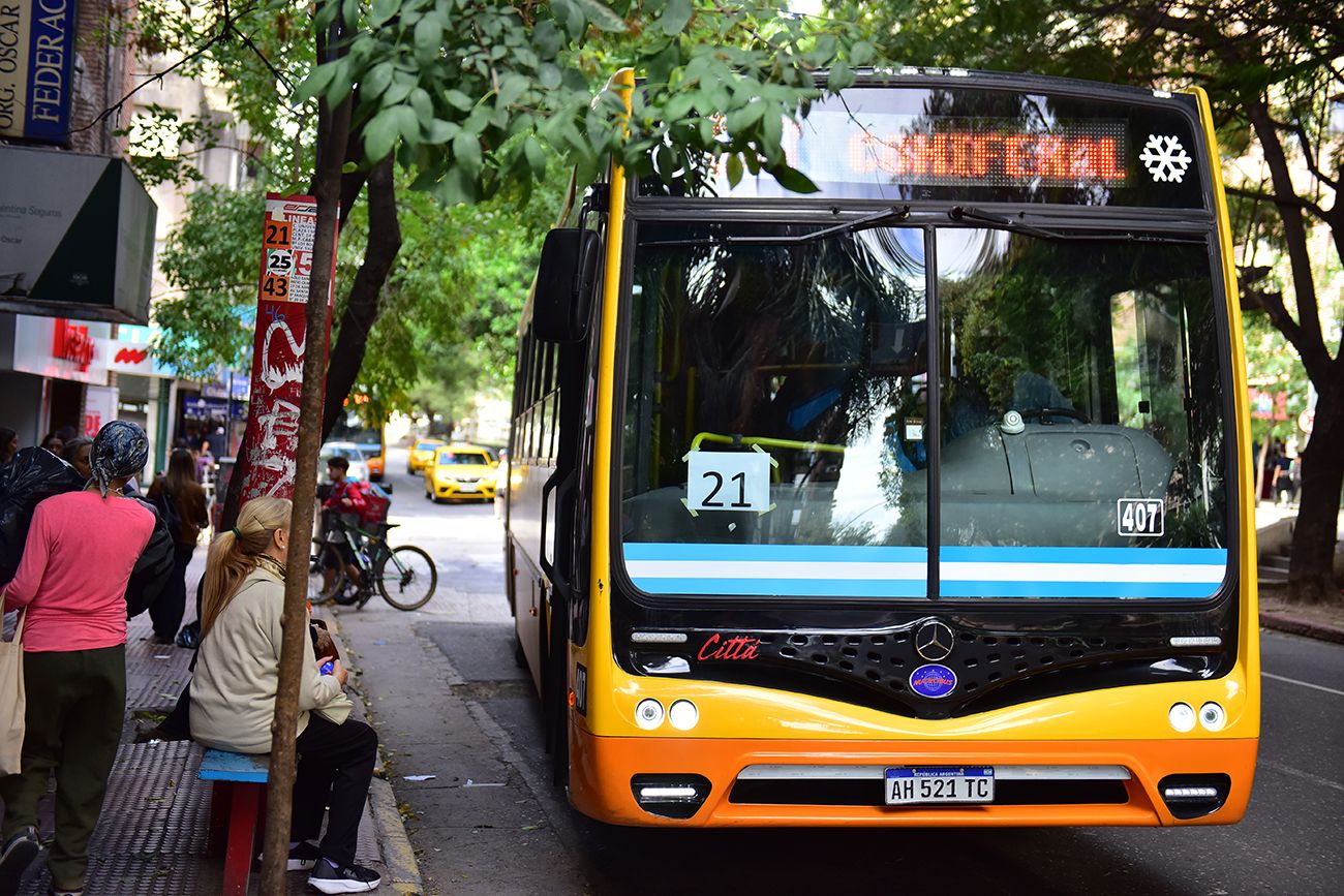 Córdoba se encuentra entre los distritos donde el transporte público tiene mayor impacto sobre el salario de los usuarios.