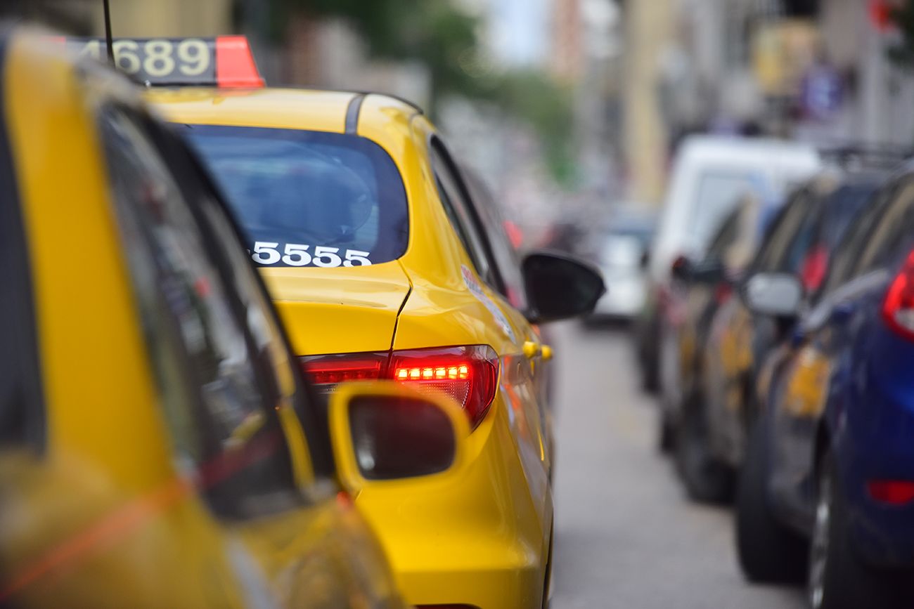 Taxis piden que se sancione a Didi. (José Gabriel Hernández / La Voz)