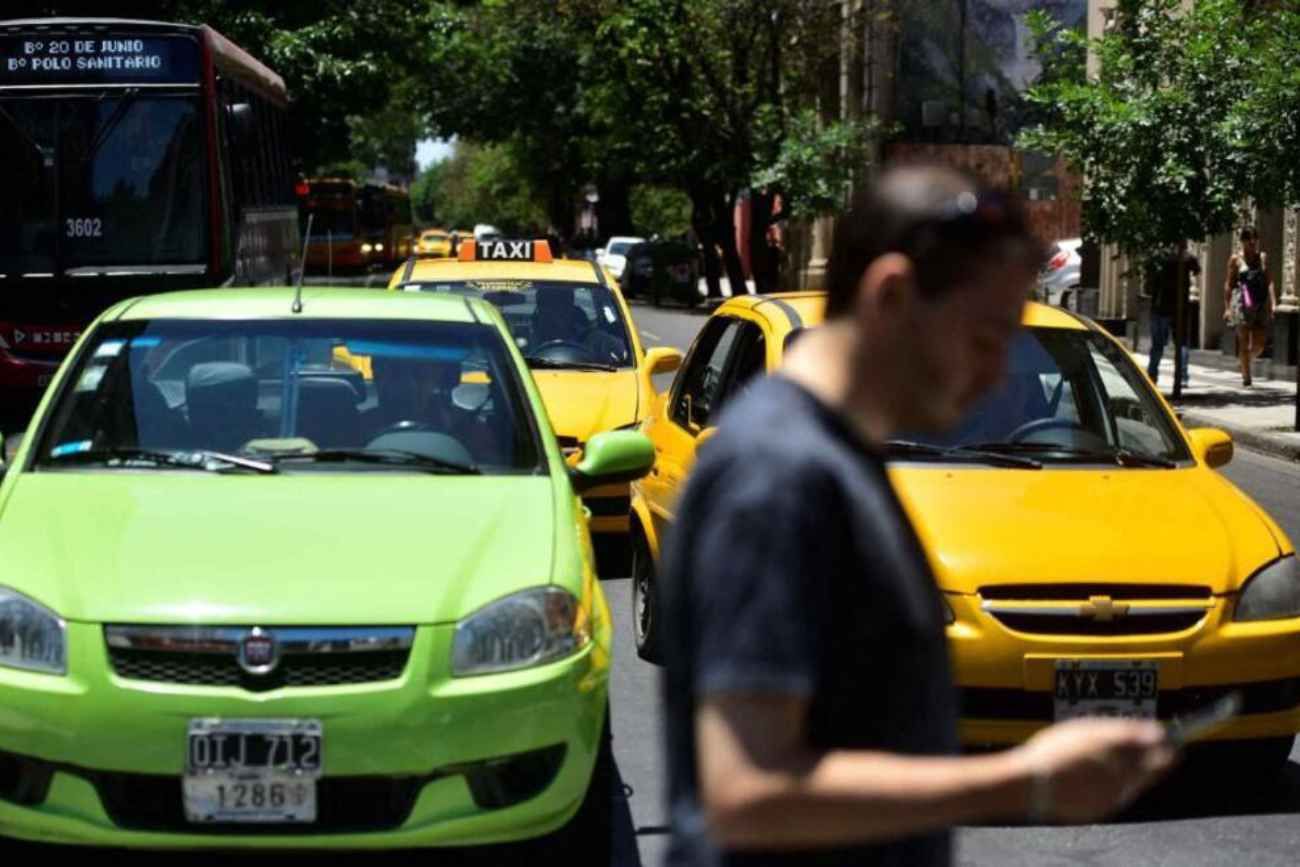 La tarifa del sistema de taxis y remises de la ciudad de Córdoba aumenta un 25 por ciento a partir del 11 de abril, tras la suba de los costos de los choferes.