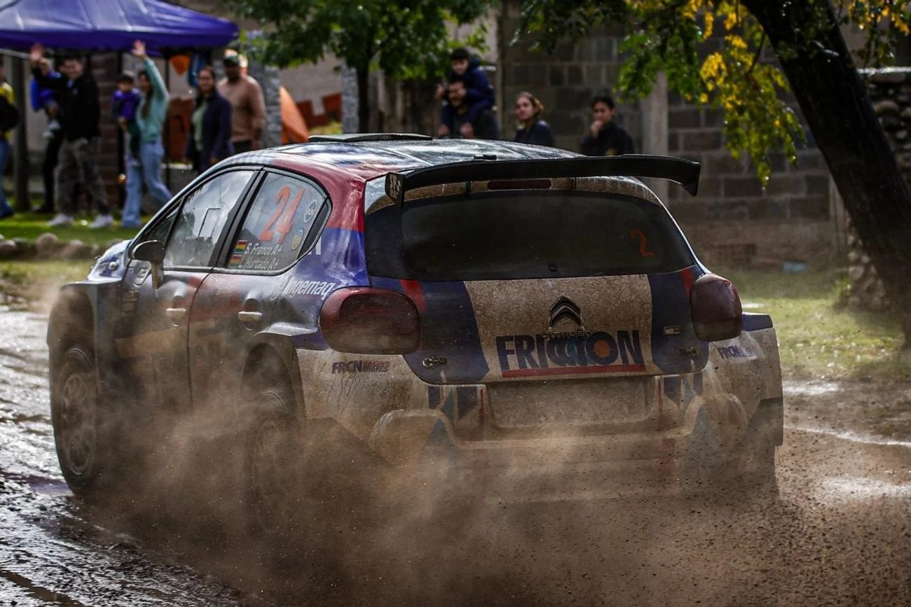 Sebastián Franco dominó el Rally de Villa Dolores, como  preparación para  su incursión en el Codasur la semana próxima en Mina Clavero. (Prensa Rally Cordobés)