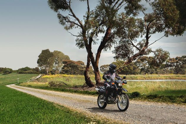 Legendaria, la Suzuki DR 650 para disfrutar toda la aventura.