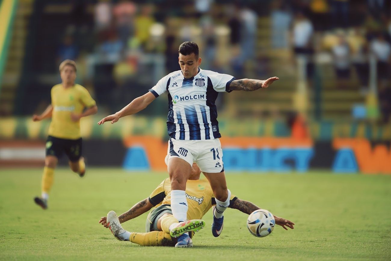 Franco Cristaldo. Fue clave en el Talleres que venció a Defensa. Tuvo participación directa en los dos goles y potenciado por el cambio de esquema de Carlos Tevez, el volante tuvo su partido más influyente desde su llegada, aprovechando la profundidad de Diego Valoyes y Alexandro Maidana.