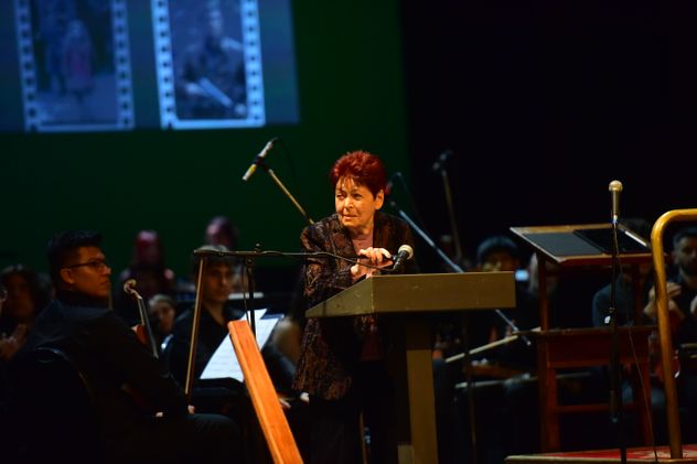 Acto homenaje por el 83° aniversario del Levantamiento del Gueto de Varsovia. Melodías de memoria: el cine y la Shoá en el teatro San Martín Con la participación de la Orquesta Académica del Teatro del Libertador dirigida por Damián Mahler