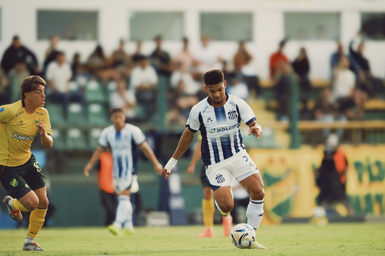 Talleres visitó a Defensa por el Torneo Apertura de la Liga Profesional 2026. 