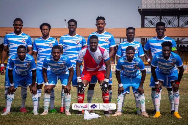 Murió un futbolista de 20 años tras ser baleado en un asalto al micro de su equipo en Ghana