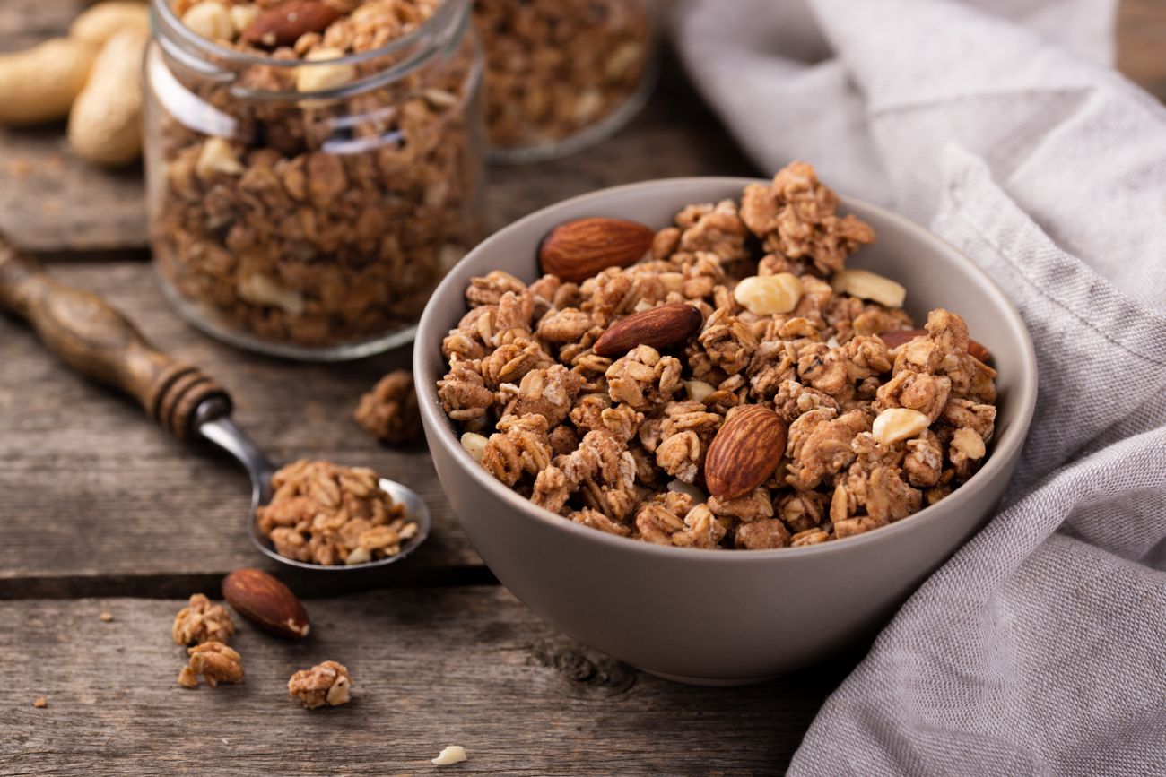 Granola casera: todos los tips para que te quede como la comprada, pero más saludable.