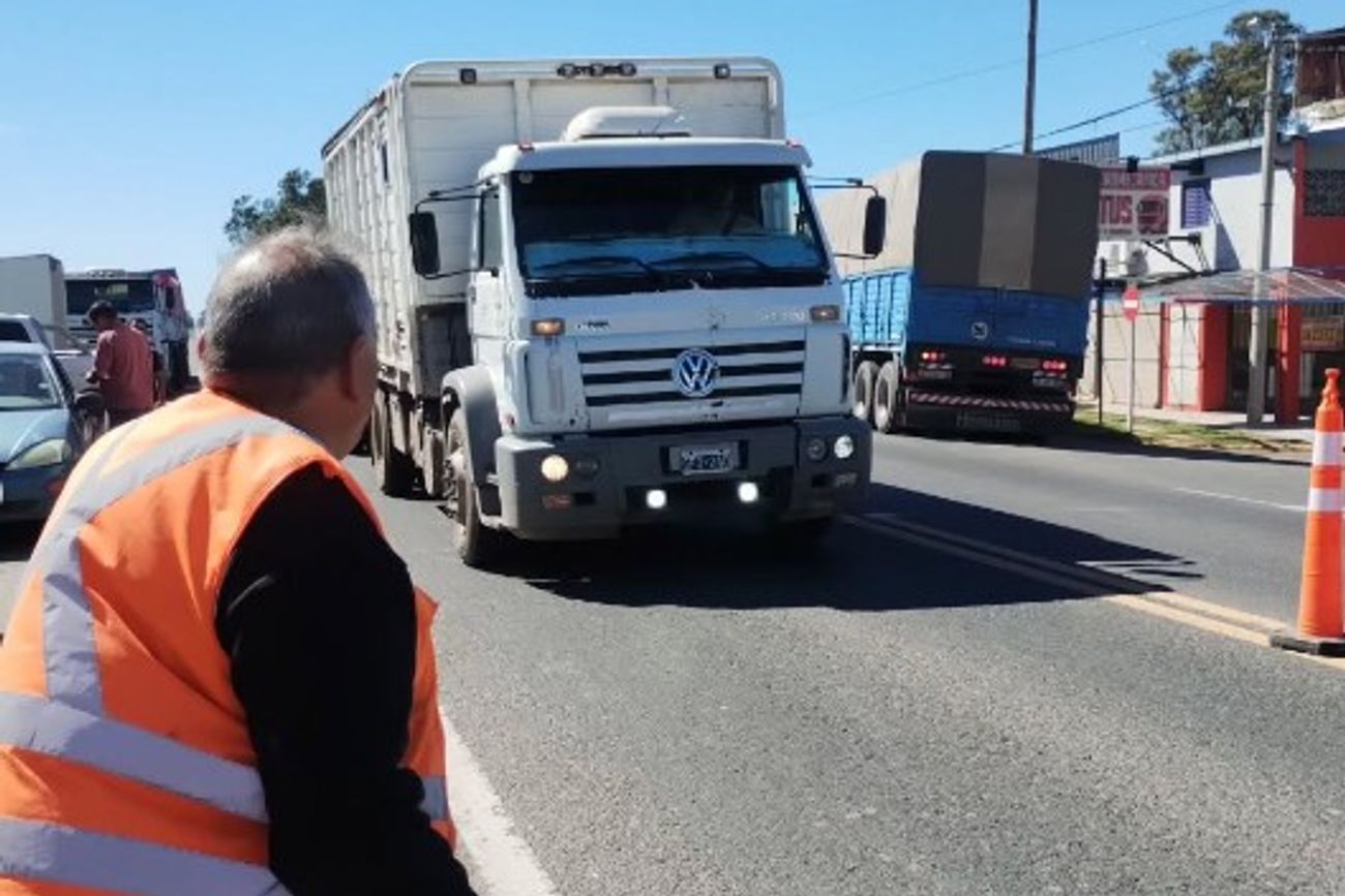 Fracasó otra reunión por las tarifas y los camioneros endurecen su postura en el sur de la provincia