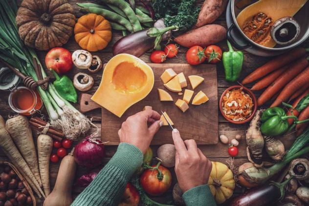 Los alimentos de otoño se caracterizan por ser reconfortantes y ricos en nutrientes para reforzar el sistema inmunológico ante el frío.