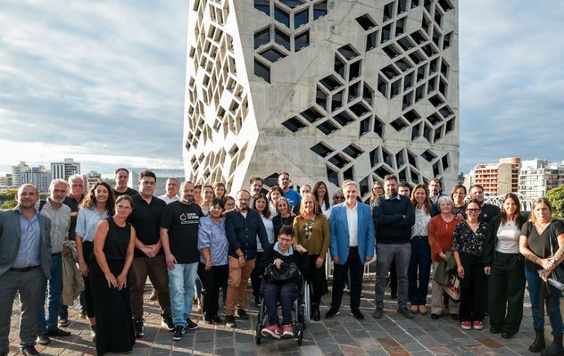 El gobernador Martín Llaryora cuestionó al Gobierno nacional, por la situación de los jubilados nacionales. Anunció una asistencia financiera para el sector de discapacidad. (Prensa Gobierno de Córdoba)
