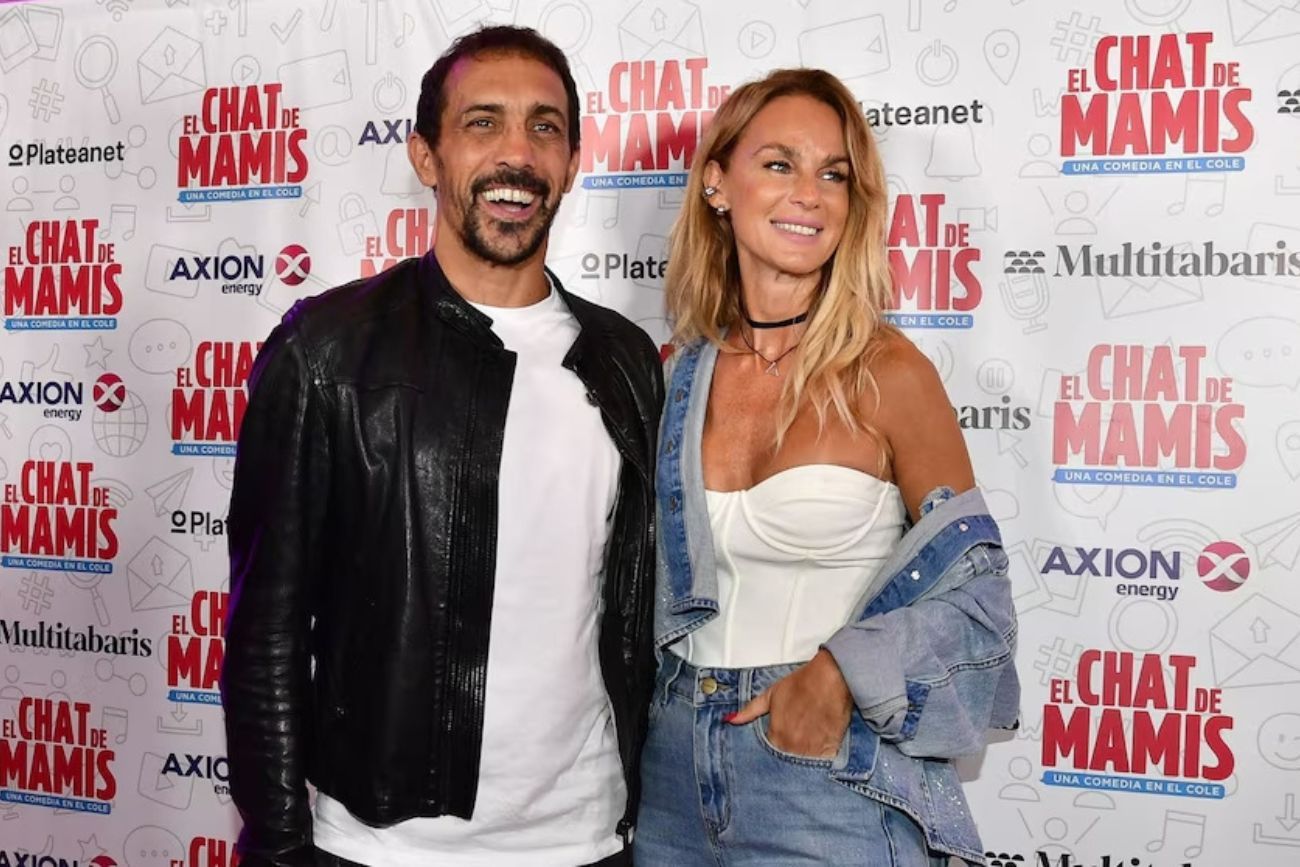 Sabrina Rojas y José Chatruc se mostraron juntos en el estreno de una obra de teatro.