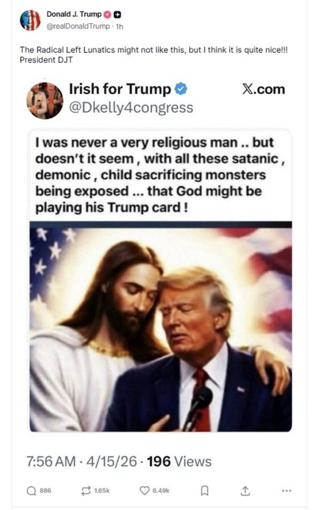 Trump publicó otra imagen en la que aparece abrazado a Jesús en medio de su pelea con el Papa León XIV