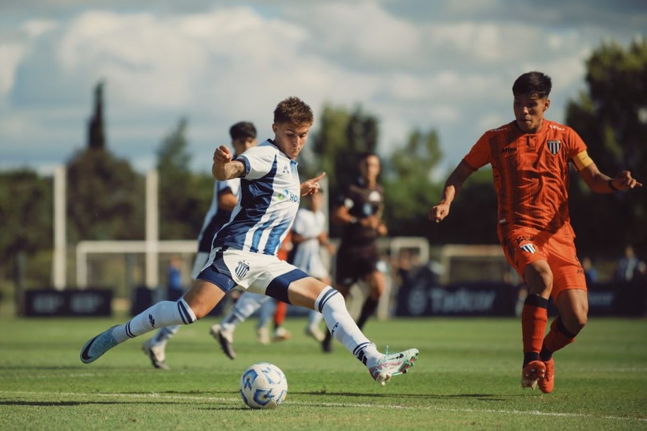 Reserva. Talleres se presenta en Mendoza, ante Godoy Cruz, por el torneo de reserva.   
