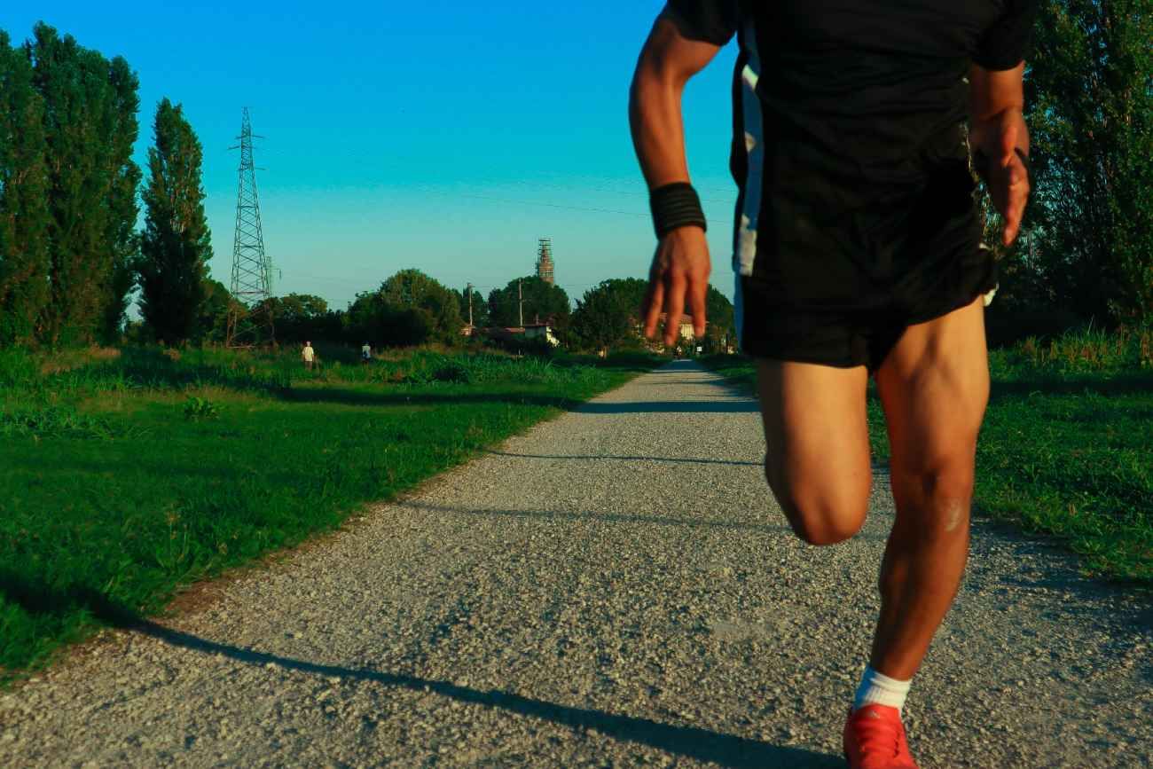 El auge del running es una excelente noticia para la salud, pero trae una consecuencia inesperada: las lesiones. 