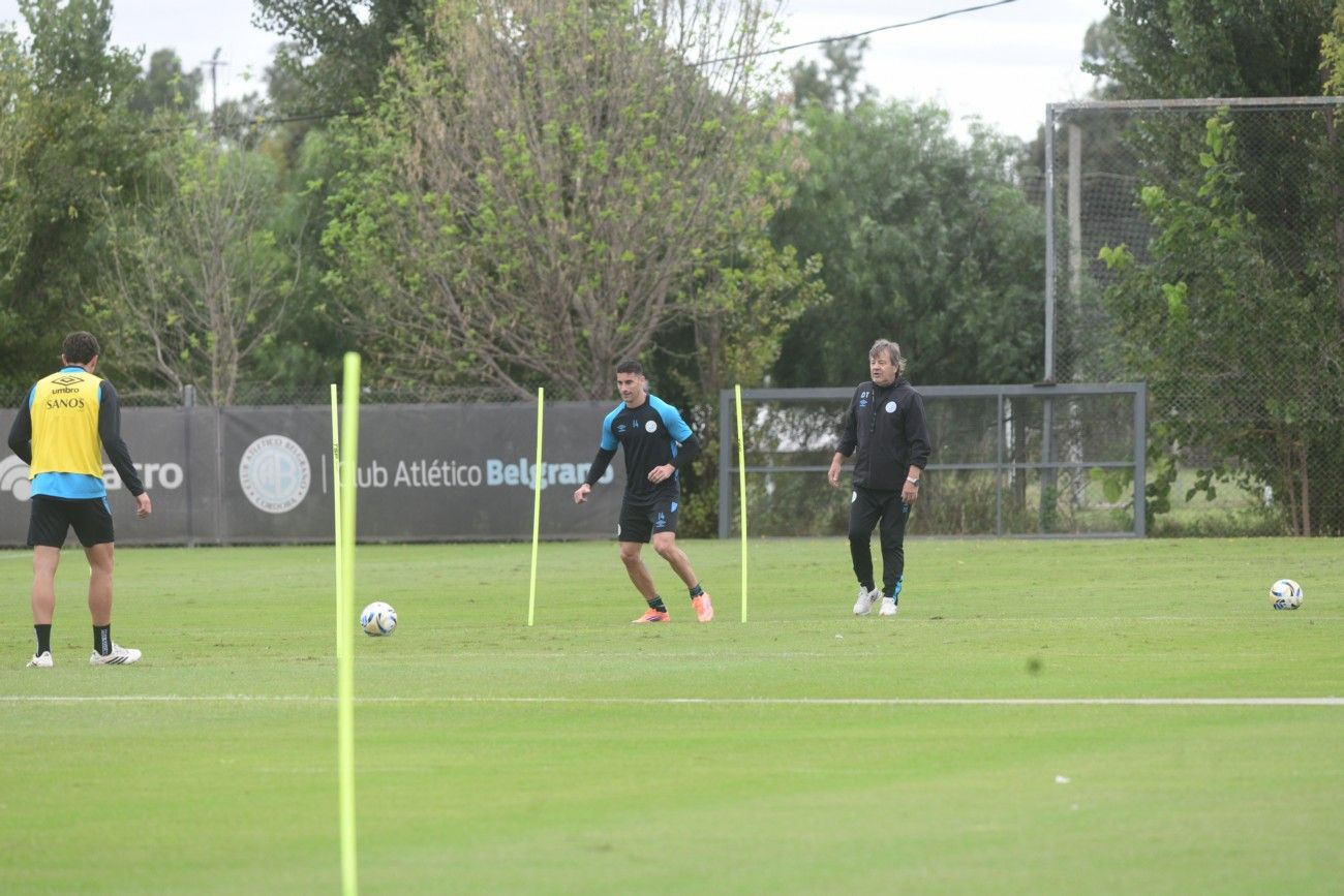 Entrenamiento de Belgrano en Villa Esquiú.