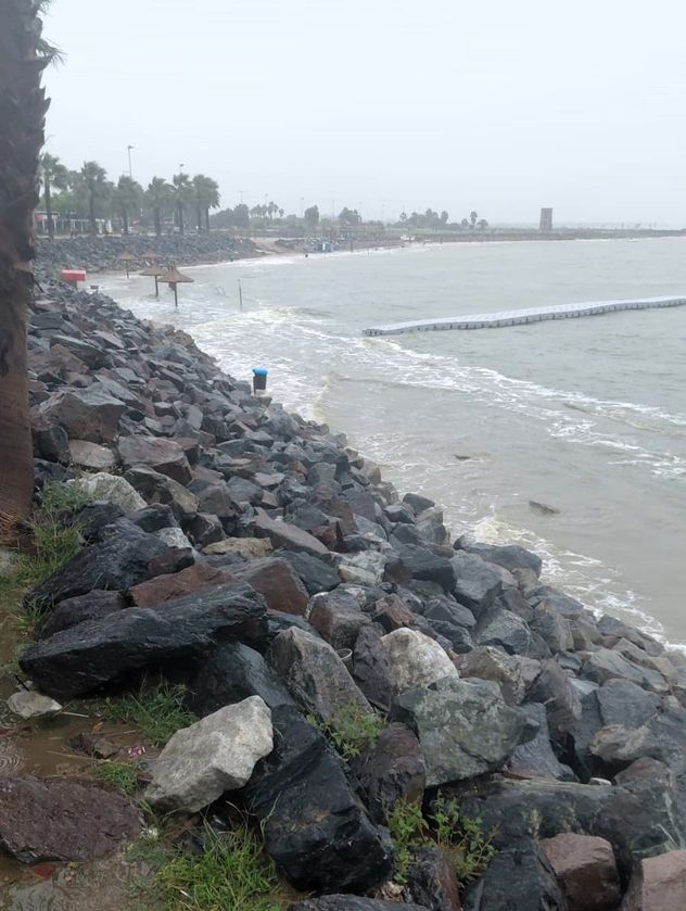 Laguna Mar Chiquita, con crecida de su nivel esta semana, en las costas de Miramar de Ansenuza. 