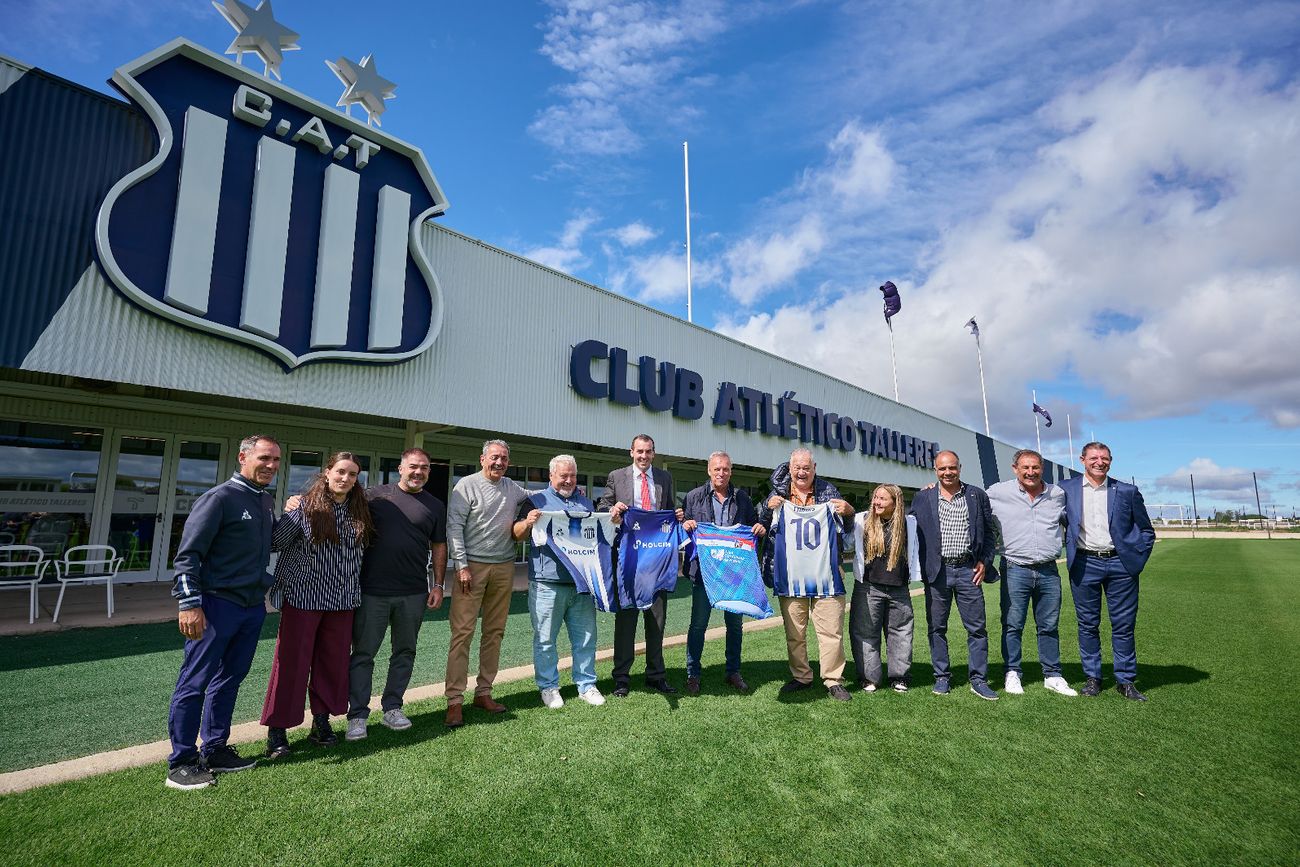 En el Card. Por Talleres estuvieron el presidente Fassi, los vices Cavatorta,  Atelman y Villalba, junto a otros miembros de la directiva y áreas técnicas.
Por la LCF, participaron su presidente Fernández, el tesorero Farías y el secretario general Courtade.