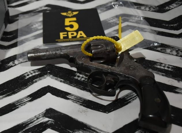 Fuerza Policial Antinarcotráfico: los allanamientos, supervisados por el Ministerio Público Fiscal, fueron llevados a cabo en los barrios Liceo III Sección, 26 de Junio y General Savio.