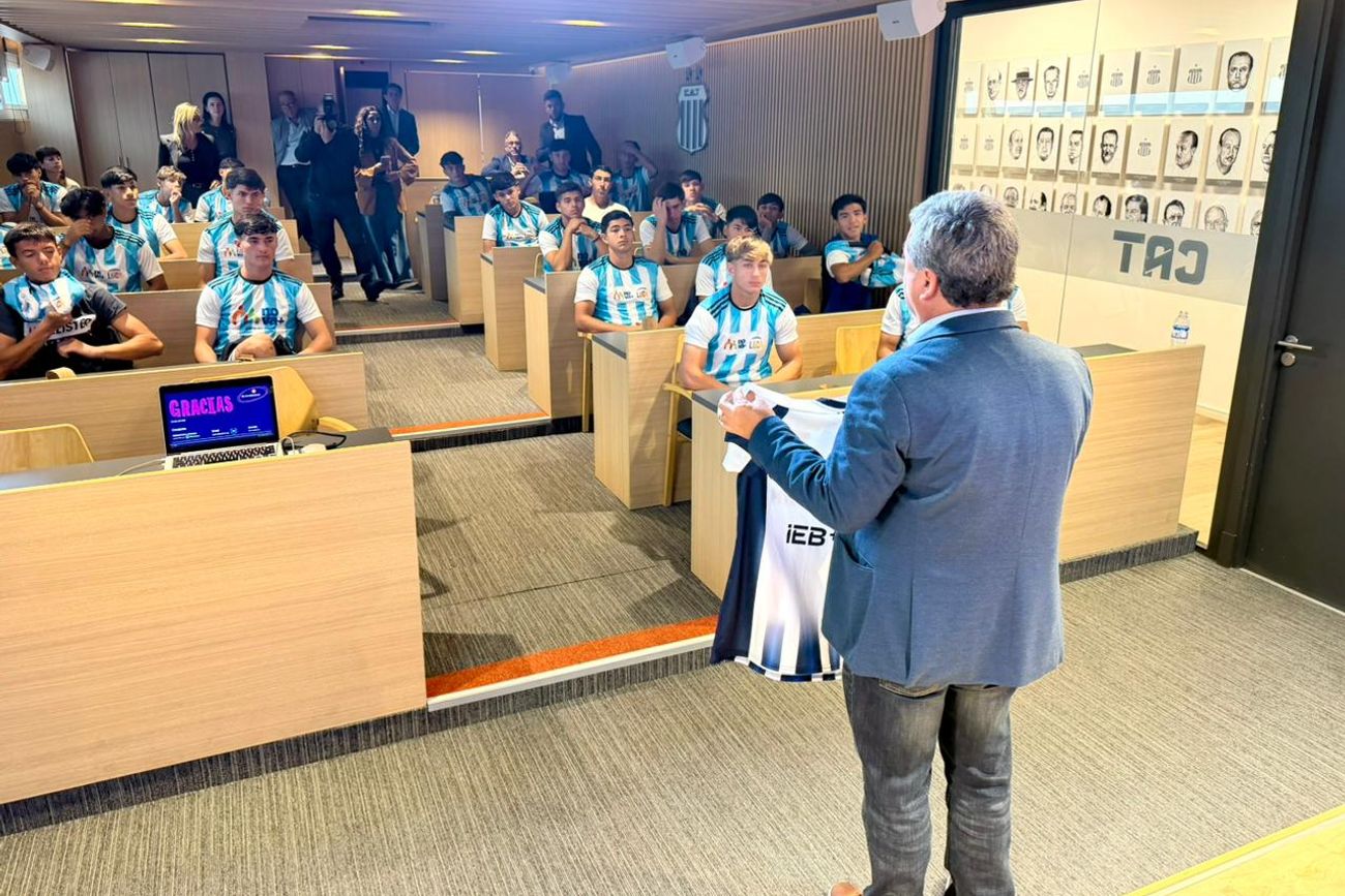 Lotería capacitó a jóvenes de Talleres.