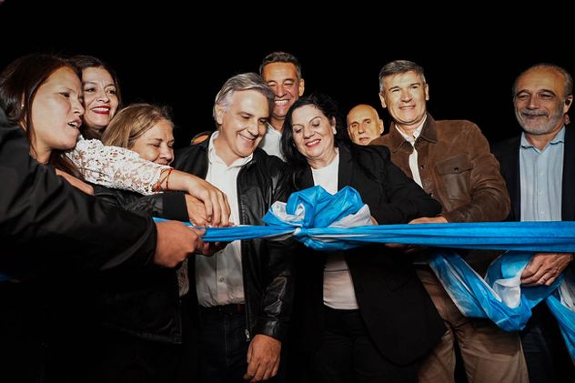 El altonivel de Valle Escondido quedó inaugurado para mejorar la circulación del sector.